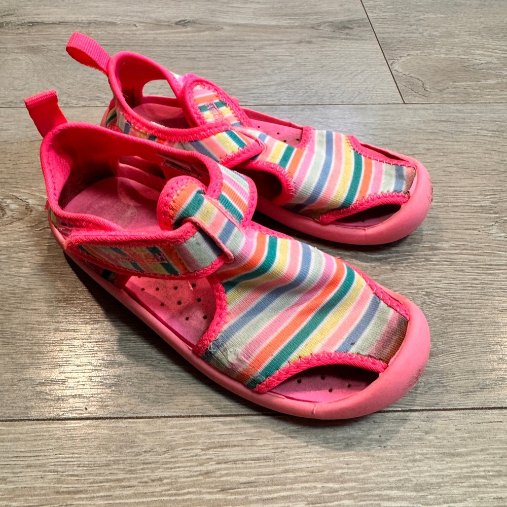 OshKosh Bgosh Toddler Girl Sandals Pink Multi Stripe Water Shoes‎ Size 10